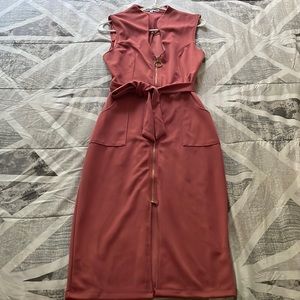 Classic and chic, Almost Famous sleeveless midi dress